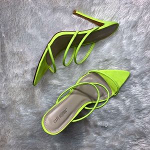 Neón heels! US 9 women